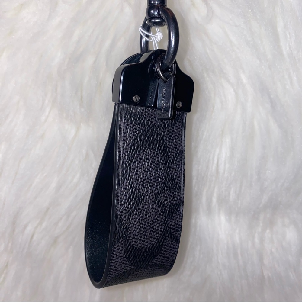 Coach Loop Key Fob In Signature Canvas New - Picture 2 of 8